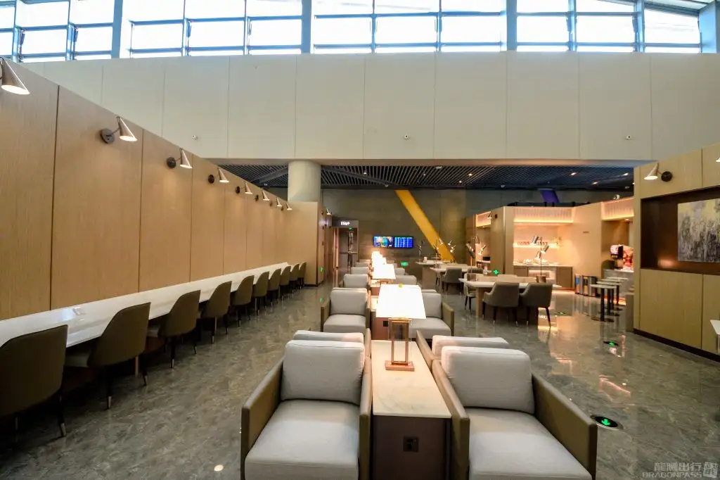 First Class Lounge V1 (T2 - Dom) – photos 8