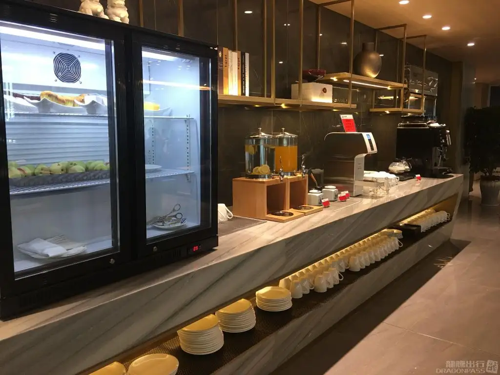 Air China First Class Lounge – photos 3