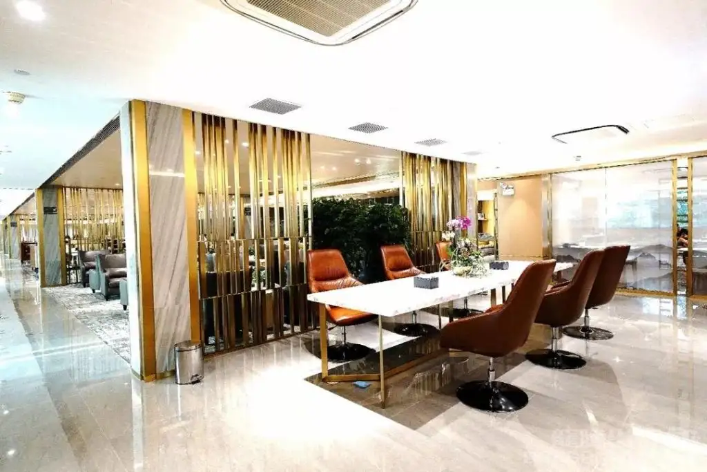 Air China First Class Lounge – photos 9