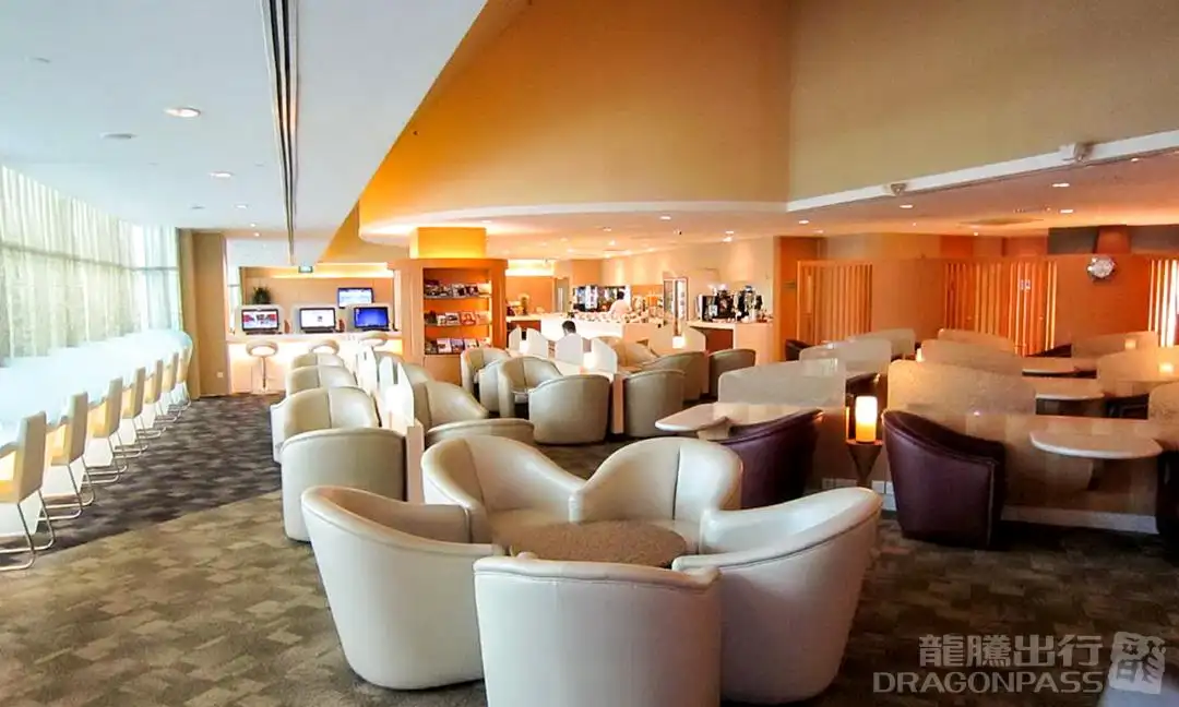 SATS Premier  Lounge (T2) – photos 5