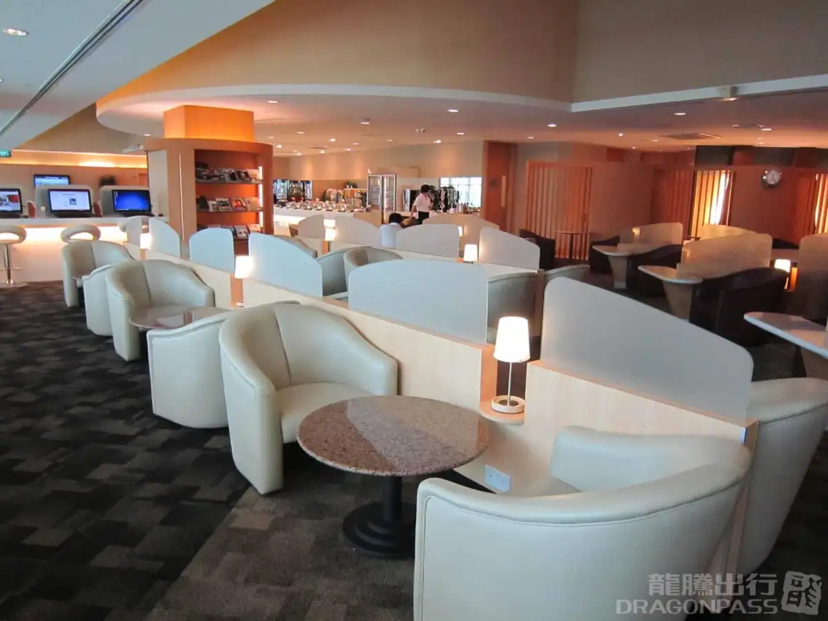 SATS Premier  Lounge (T2) – photos 6