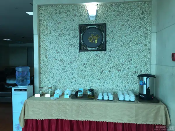 First Class Lounge – photos 5