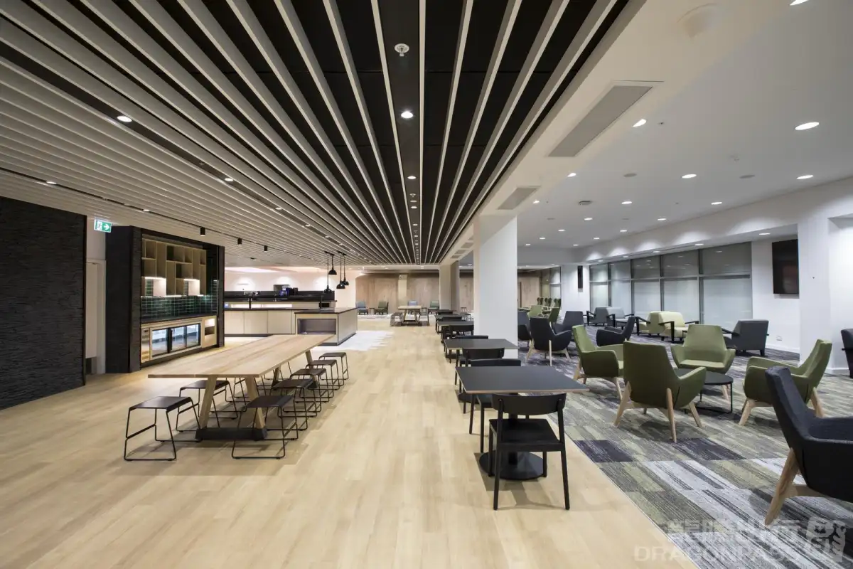 Strata Lounge – photos 1