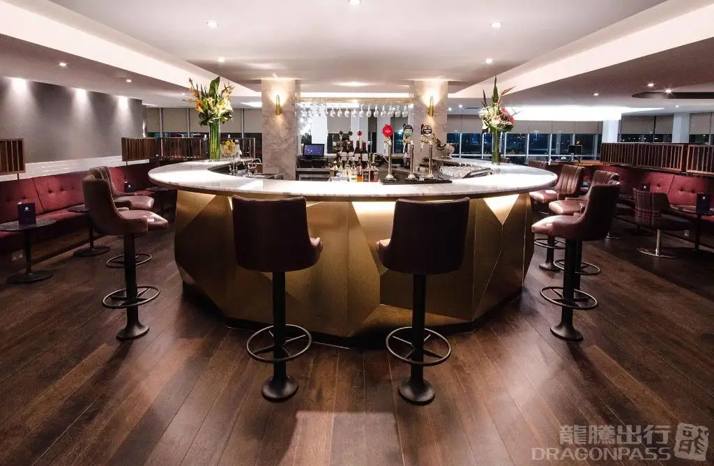 No1 Gatwick North – photos 1