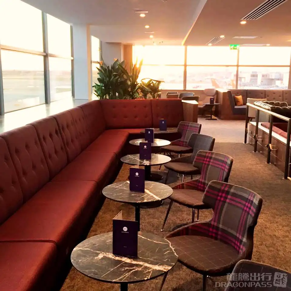 No1 Gatwick South – photos 1