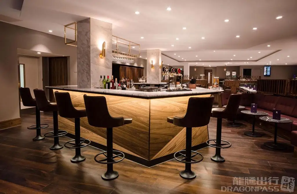 No1 Gatwick South – photos 3