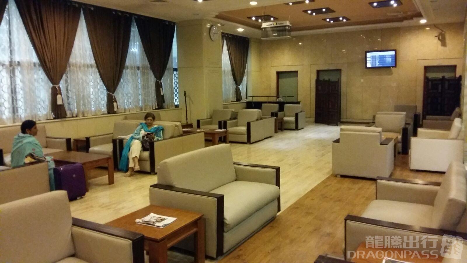 CIP Lounge atmosphere, image 7