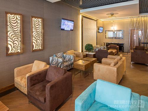 Platinum Lounge (Schengen) — food & bar
