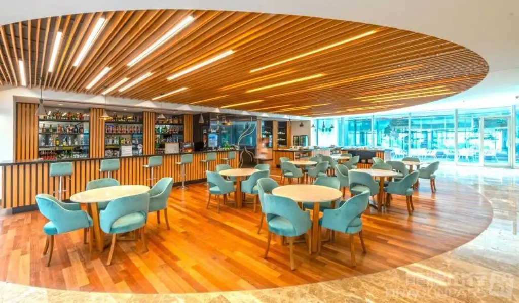 CIP Lounge – photos 1