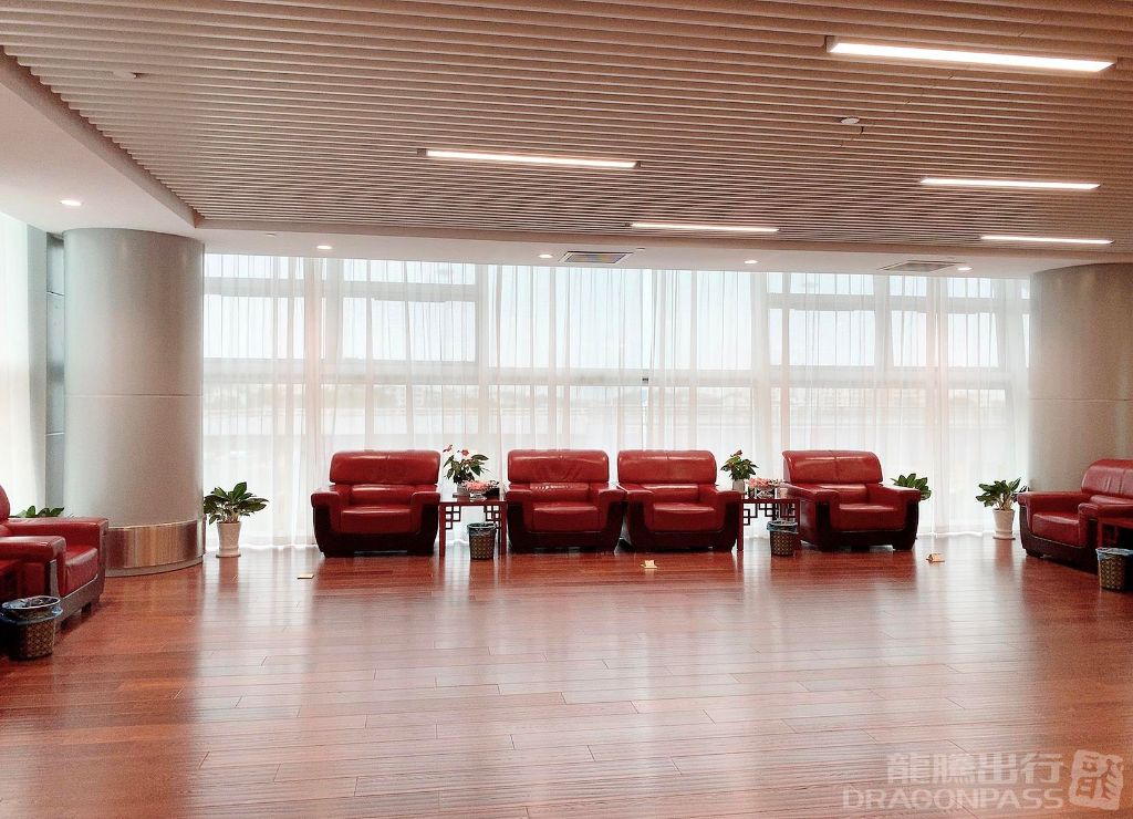 First Class Lounge — food & bar