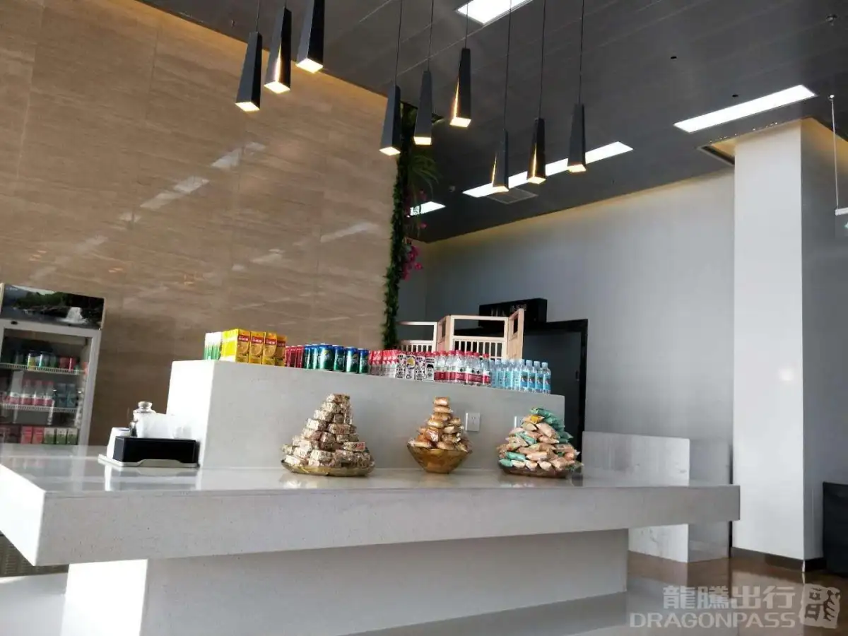 First Class Lounge – photos 4