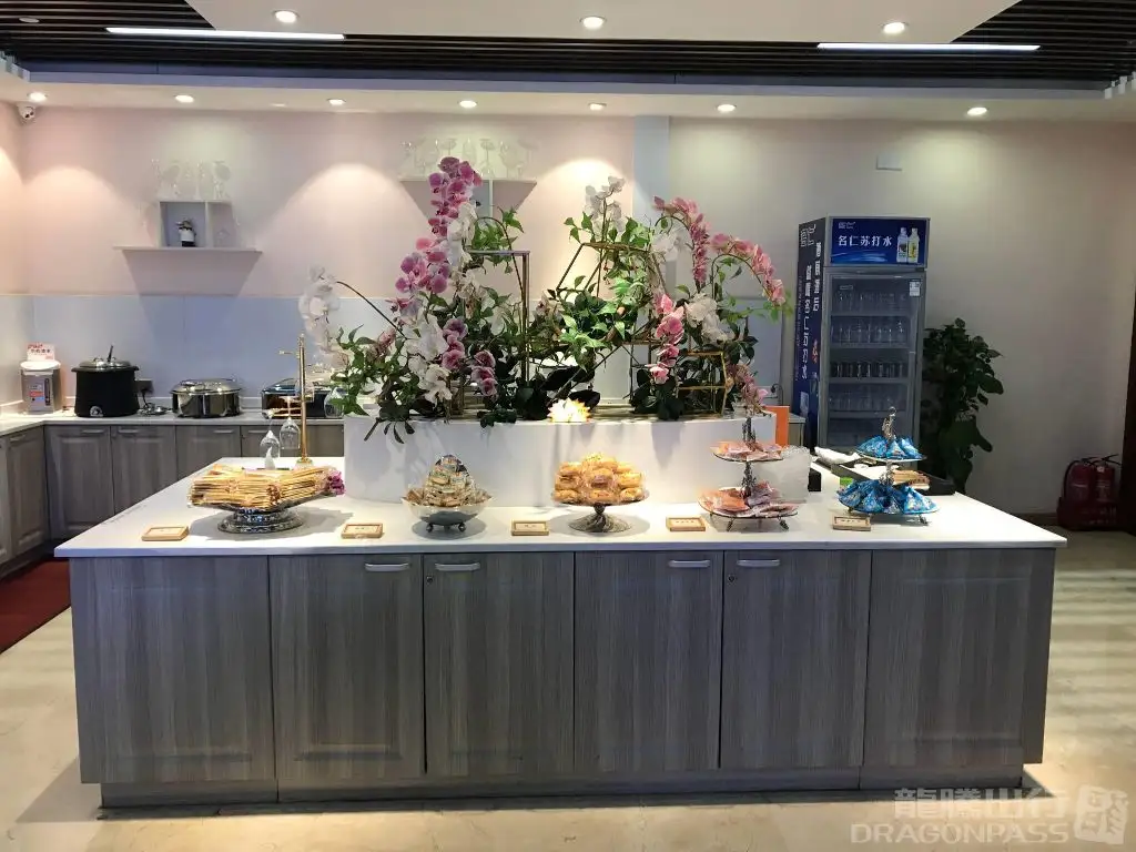 First Class Lounge – photos 15