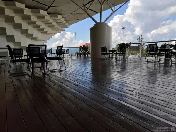 First Class Lounge – photos 3