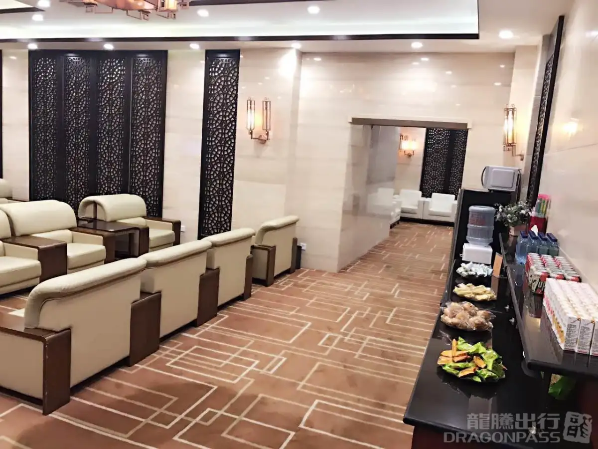 First Class Lounge – photos 1