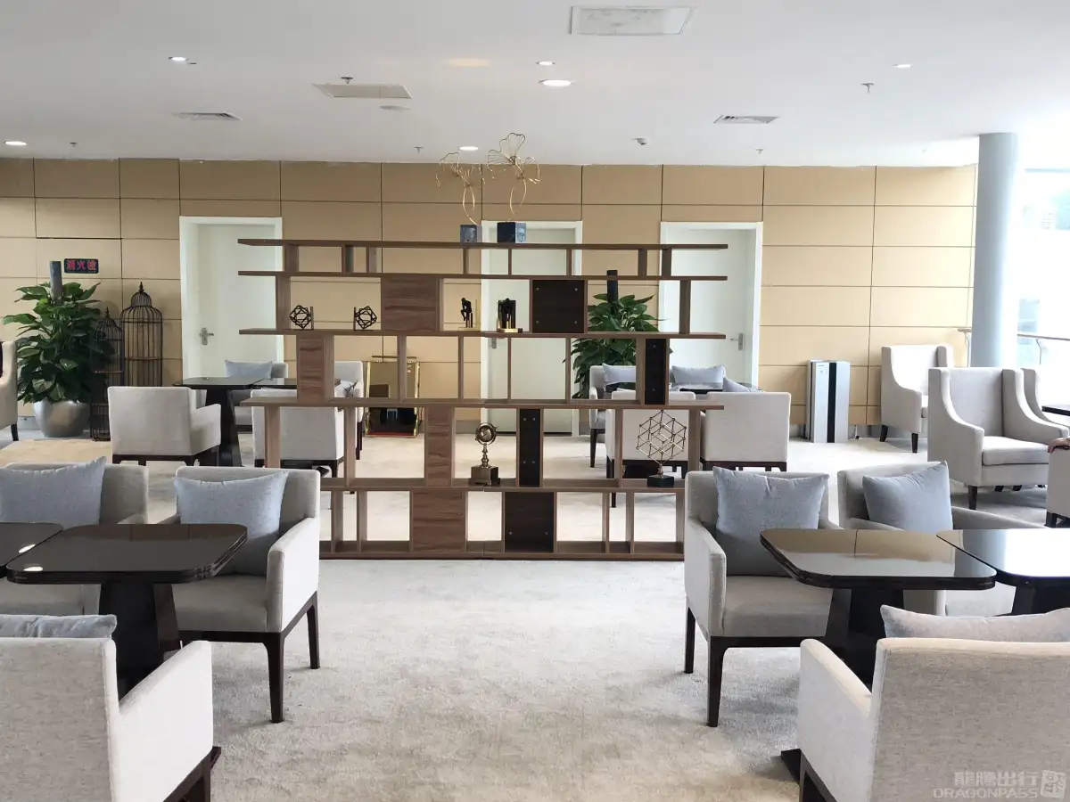 First Class Lounge – photos 4