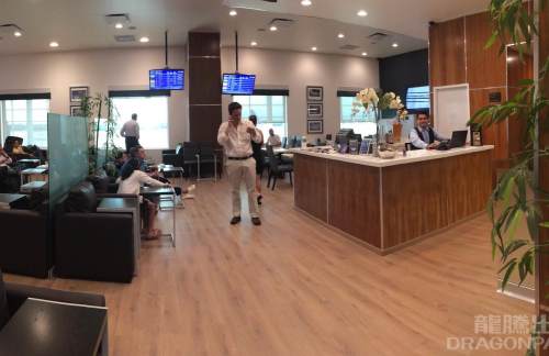 CUNMera Business Lounge (T2)