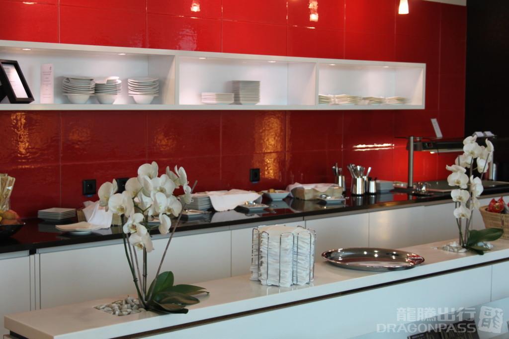Marhaba Lounge atmosphere, image 2
