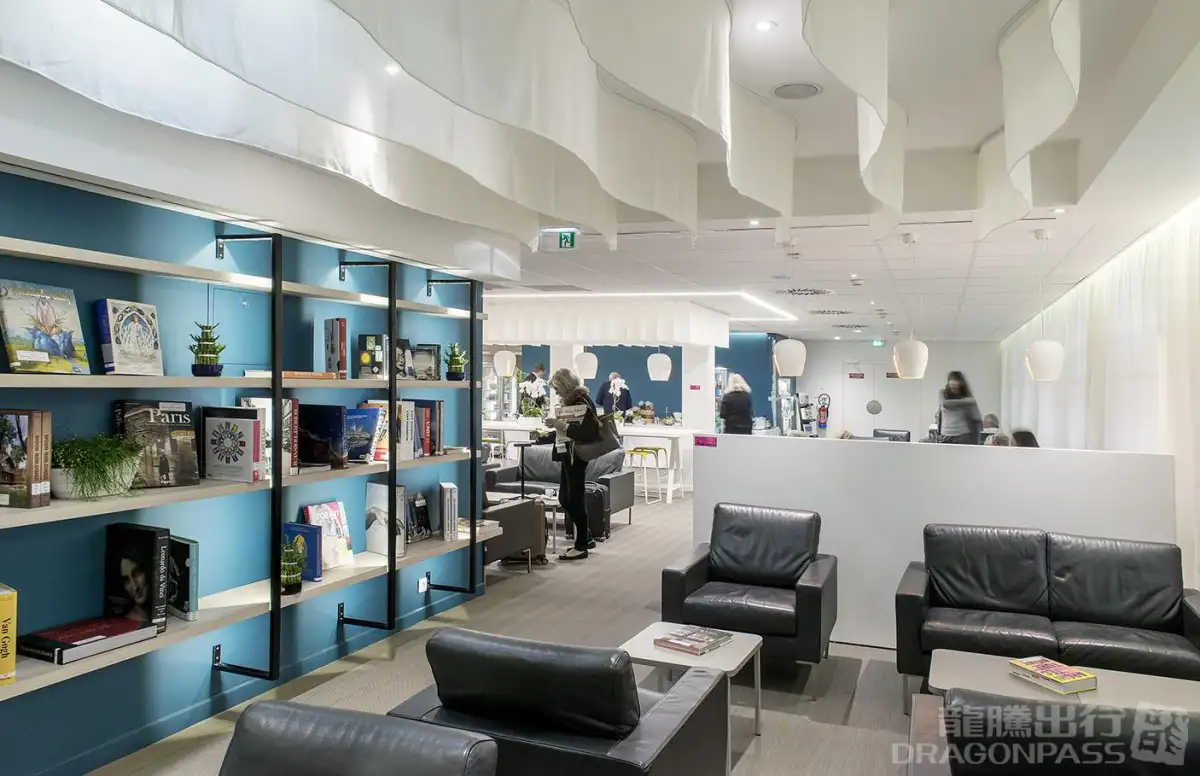The Library Lounge – photos 2