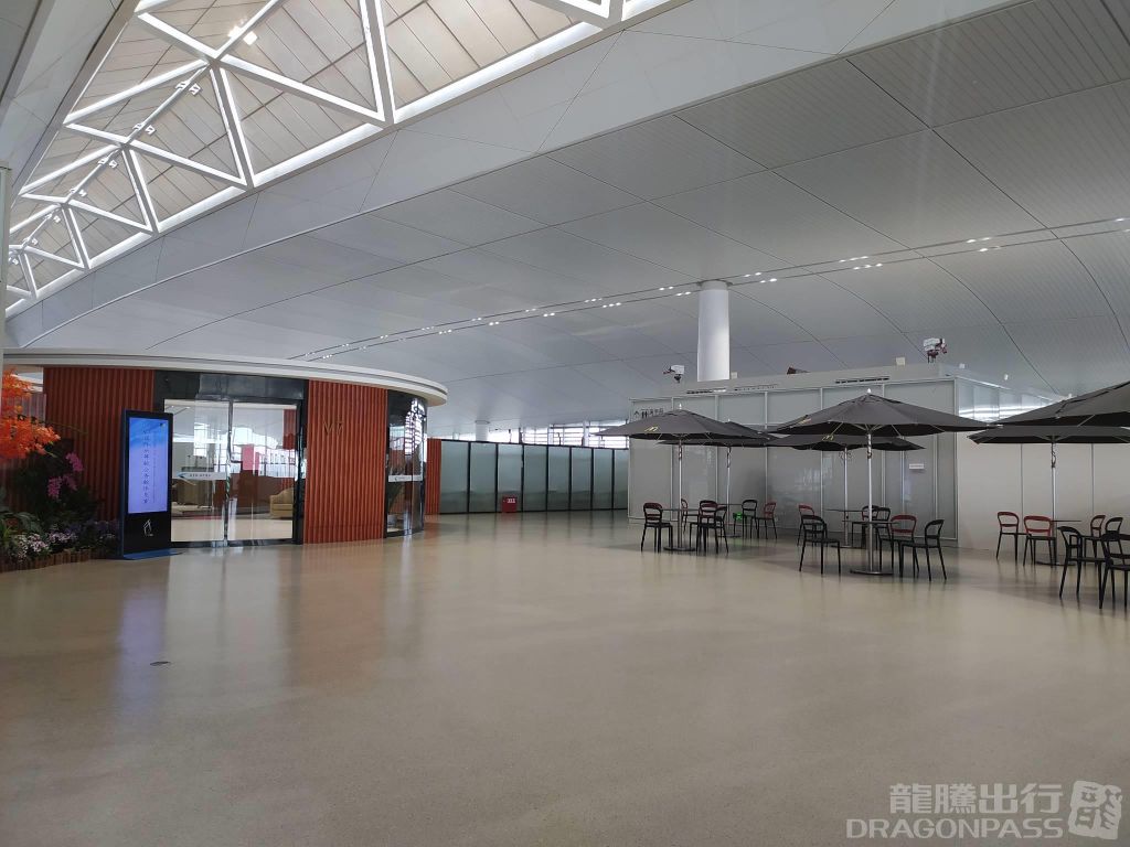 V7 International First Class Lounge — seating area