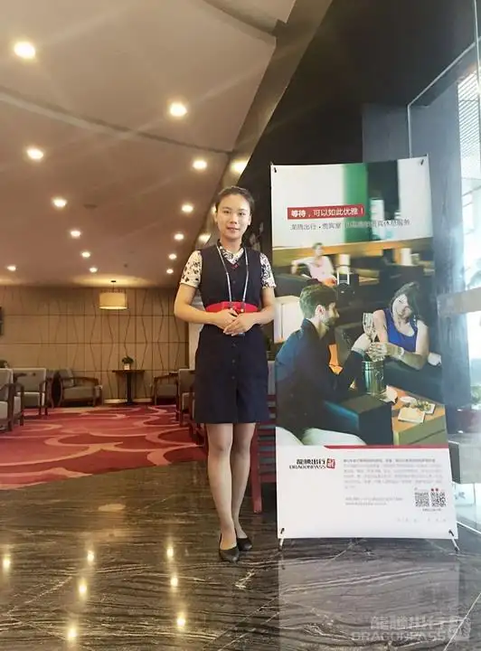 First Class Lounge – photos 3