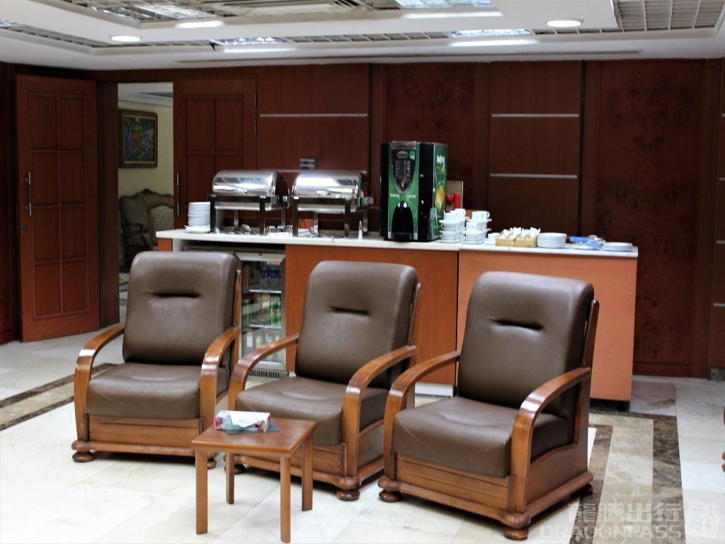 Pearl Lounge (International) atmosphere, image 2