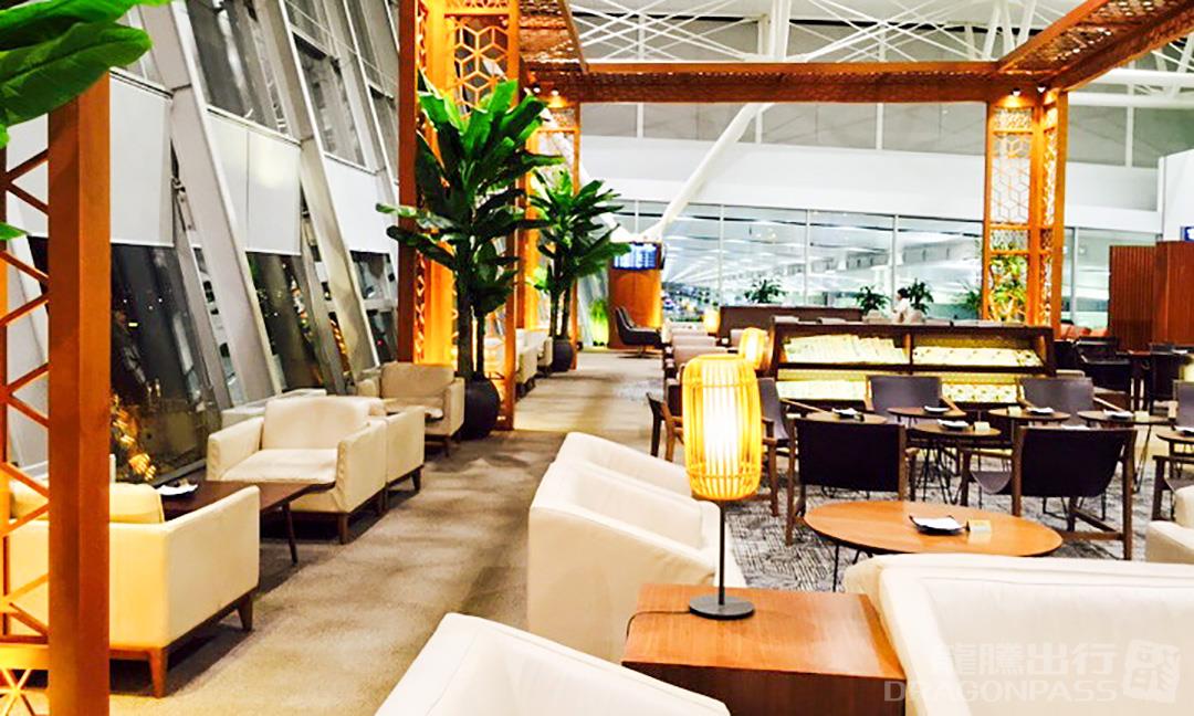 Vietnam Airlines Lotus Lounge — food & bar