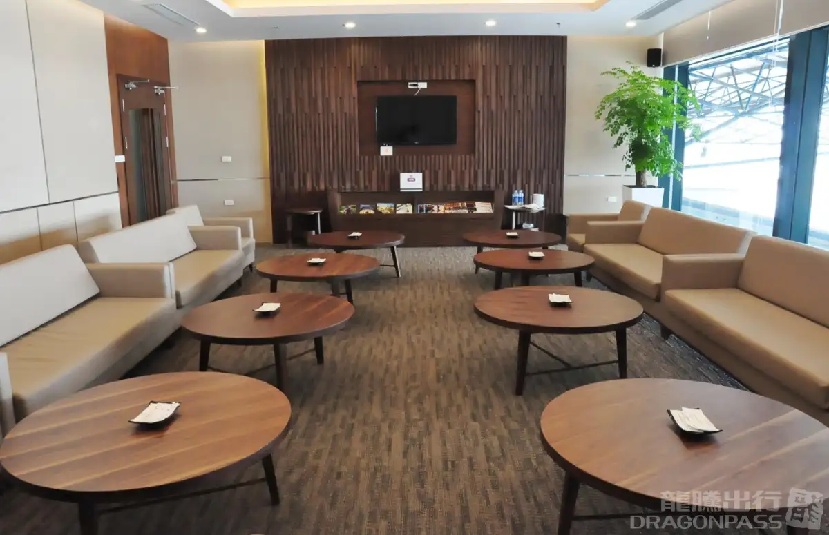 Vietnam Airlines Lotus Lounge – photos 6