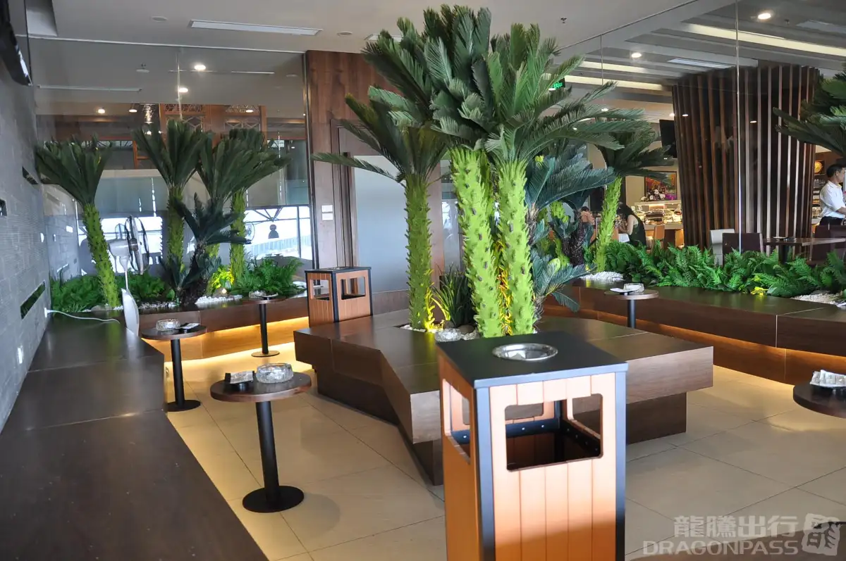 Vietnam Airlines Lotus Lounge – photos 8
