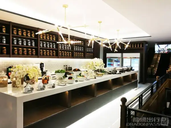 The Coral Executive Lounge (T1 - Level 3) – photos 2
