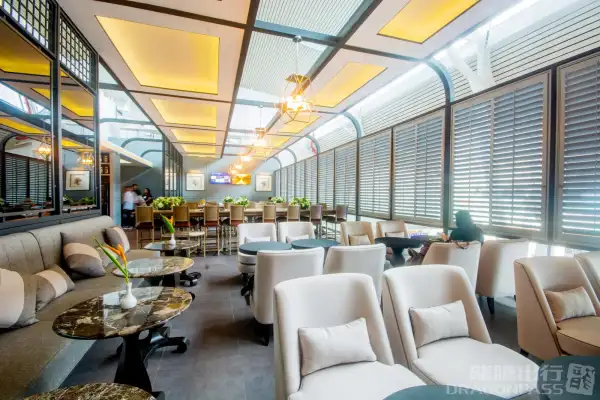 The Coral Executive Lounge (International Departure) – photos 4