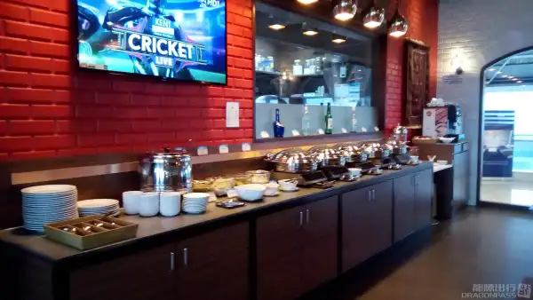 Travel Club Lounge 2 (Domestic) - 1