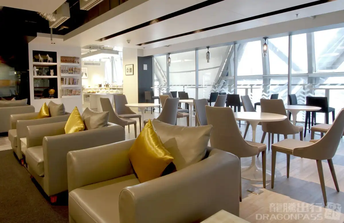 Miracle Business Class Lounge – photos 4