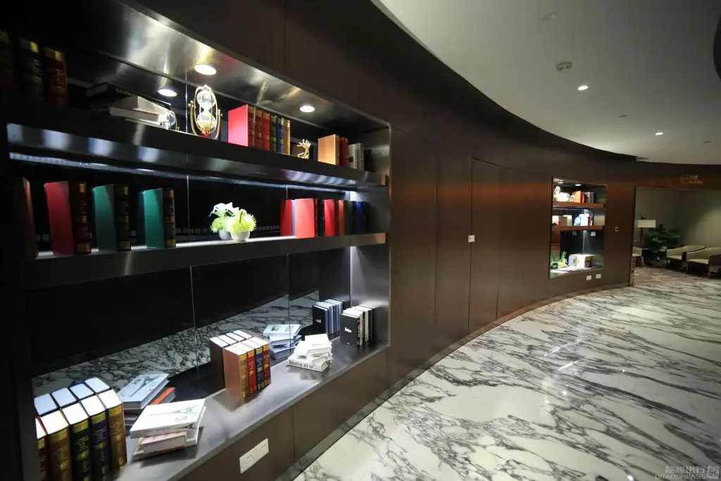 International Lounge – photos 6