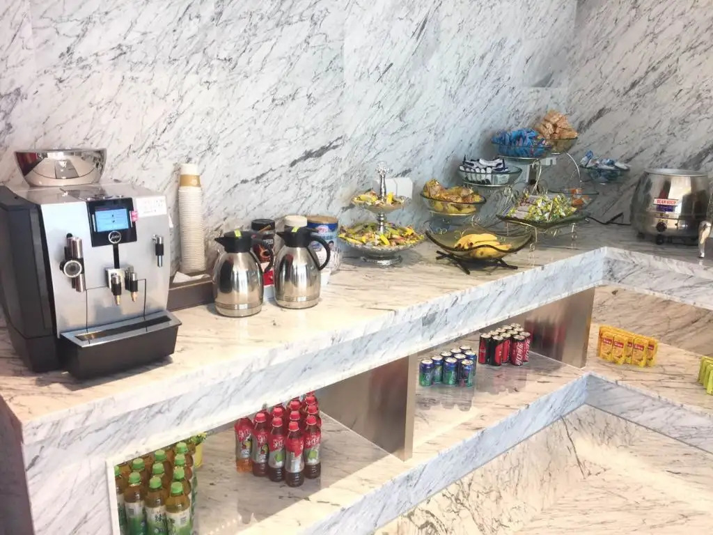 First Class Lounge No.6 – photos 6
