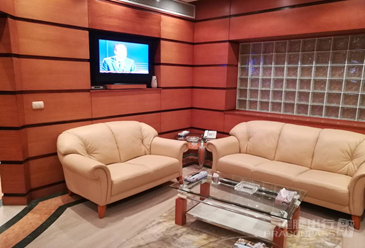 Pearl Lounge (Airside) — seating area