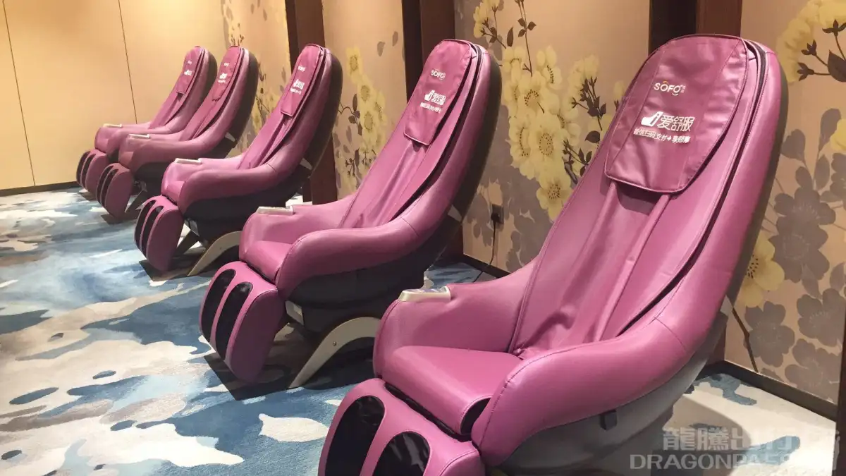 Lounge for Airport Pass Members – photos 3