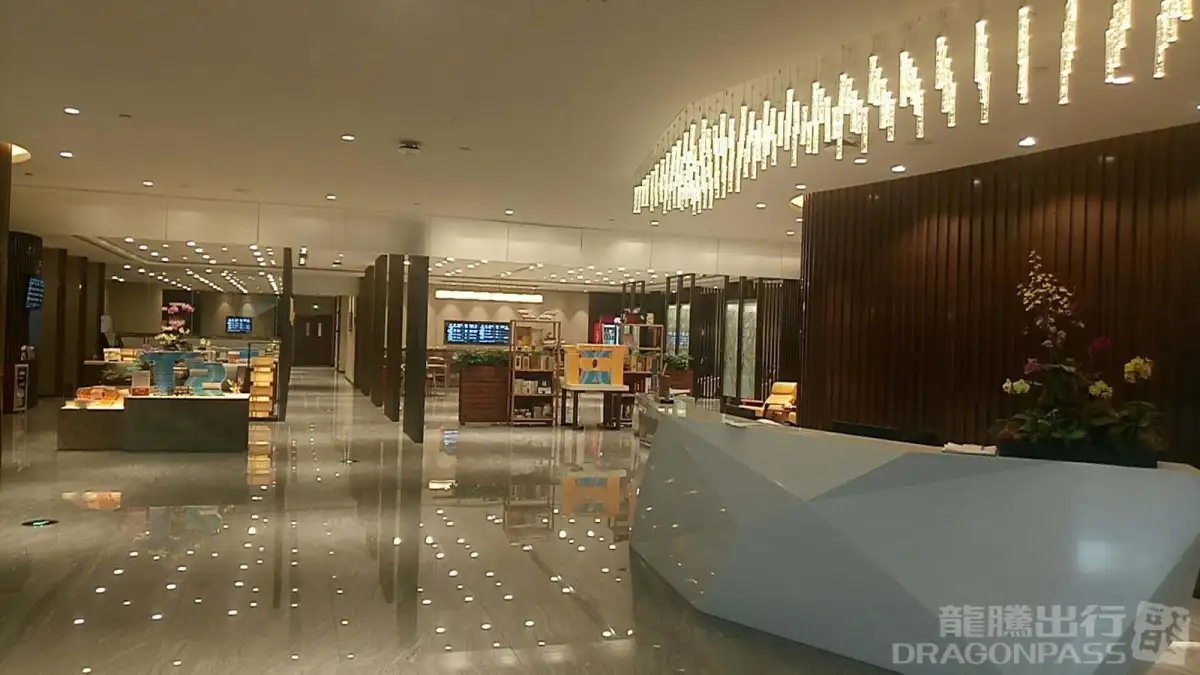 Lounge for Airport Pass Members – photos 5