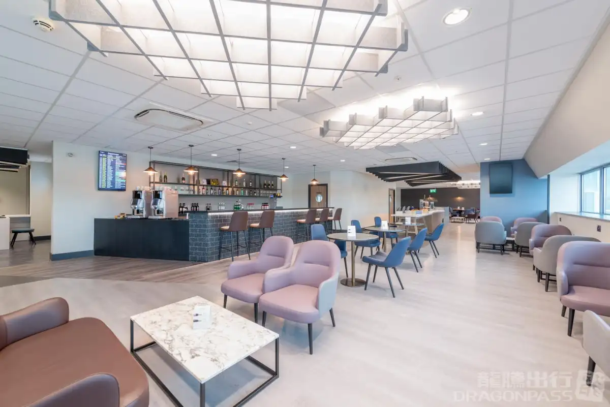 Aspire Lounge (South) – photos 5