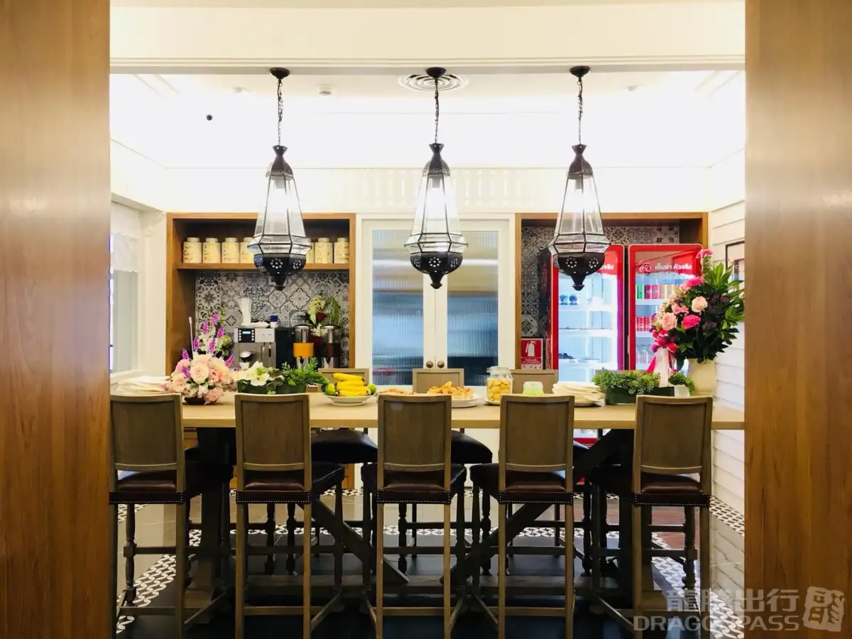 Coral Executive Lounge – photos 9