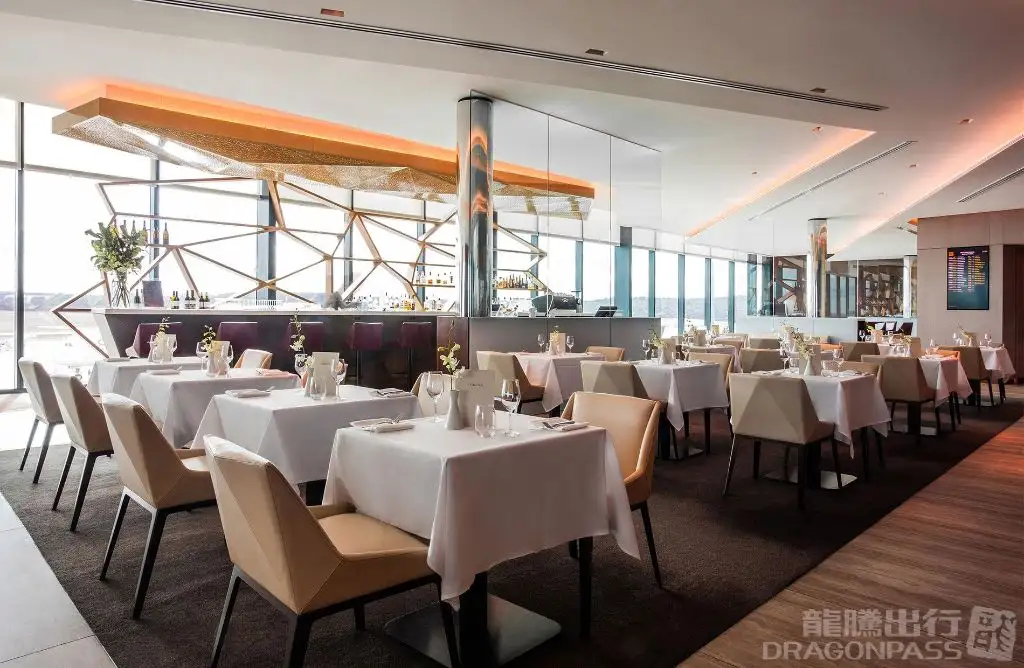 The House by Aspire Lounge – photos 2