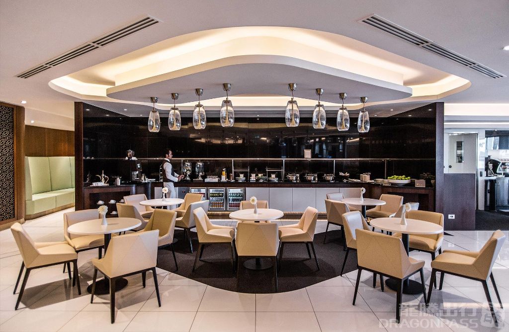The House by Aspire Lounge — food & bar