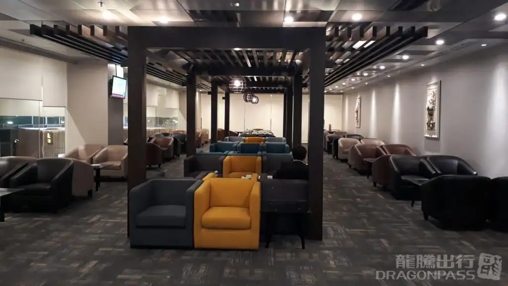 Airline Lounge – photos 3