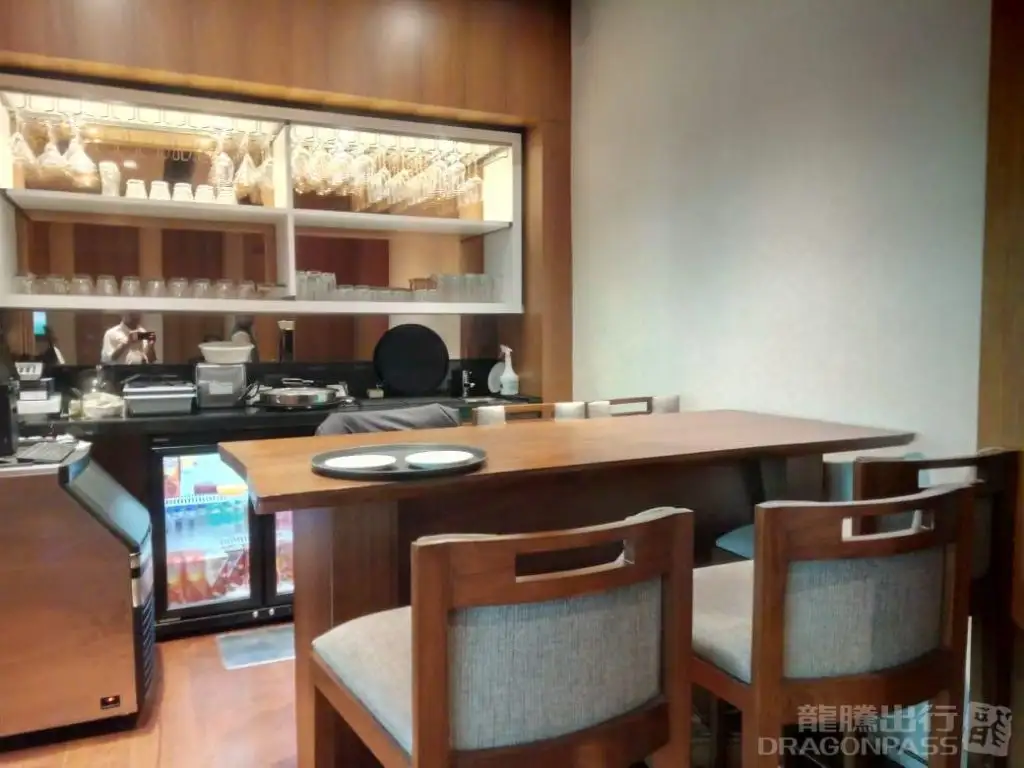 Bird Lounge – photos 2