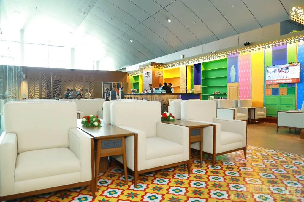 The Lounge (International) – photos 4