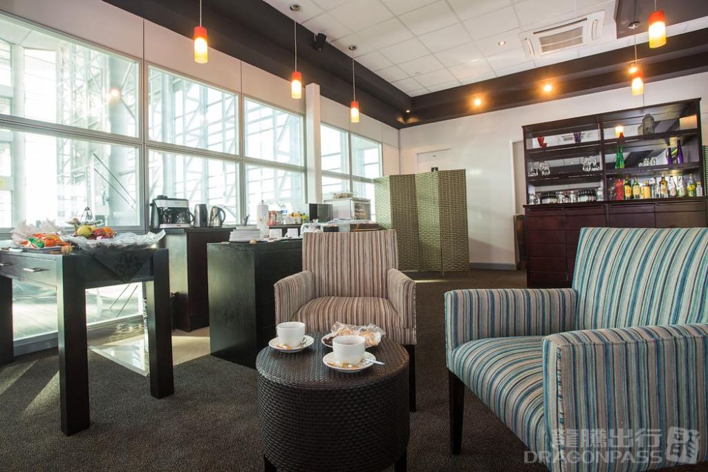 Pula Lounge atmosphere, image 2