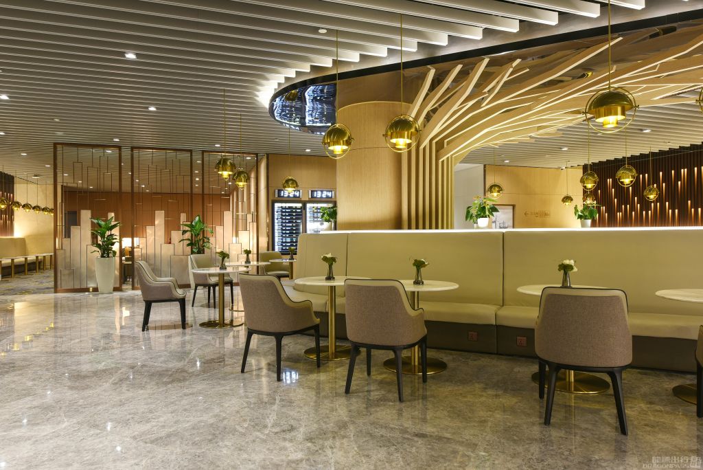 VIP Lounge No.135 (S1 Intl)