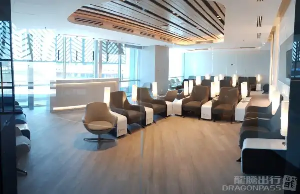Ahlein Premium Lounge – photos 2