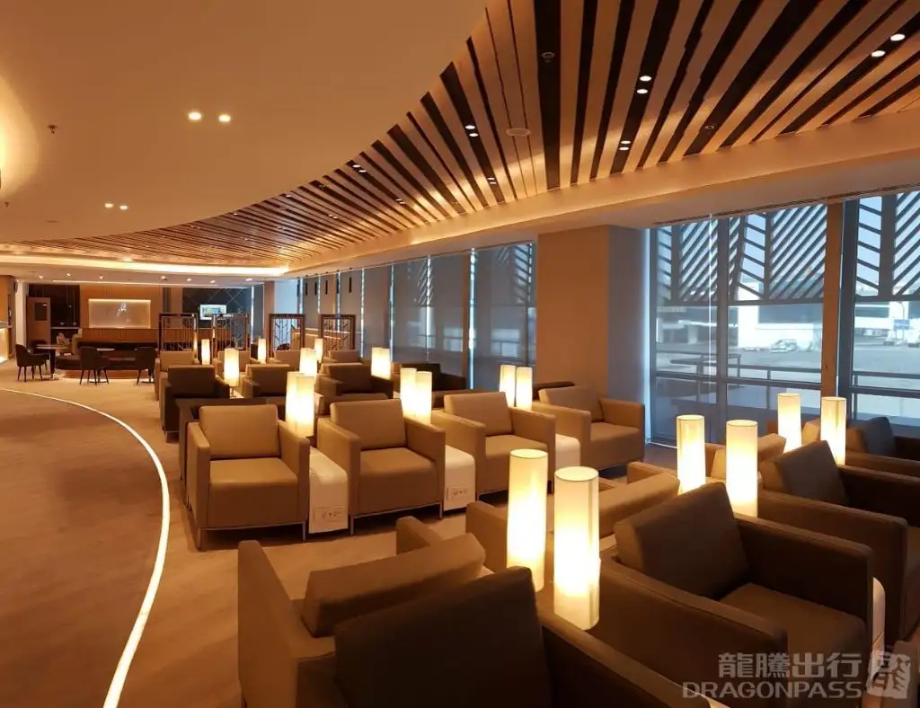 Ahlein Premium Lounge – photos 3