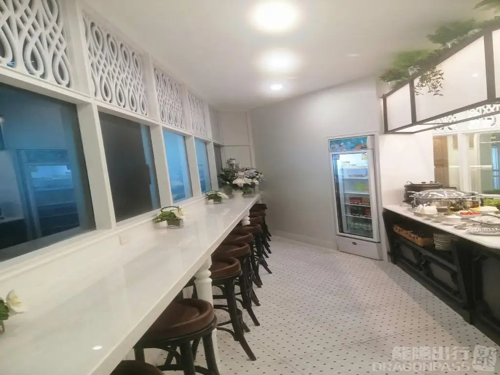 Coral Executive Lounge – photos 8