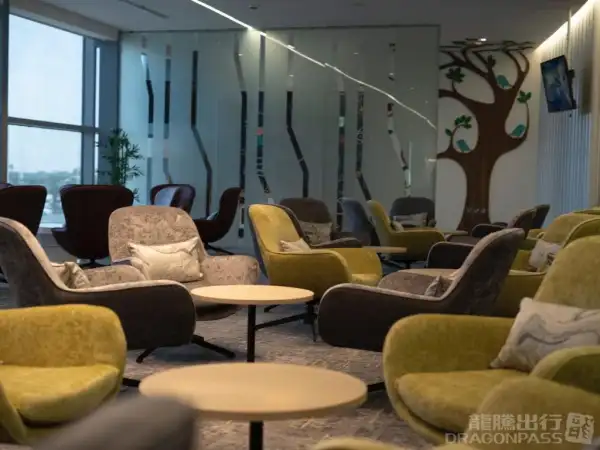 Flynas Lounge - 1